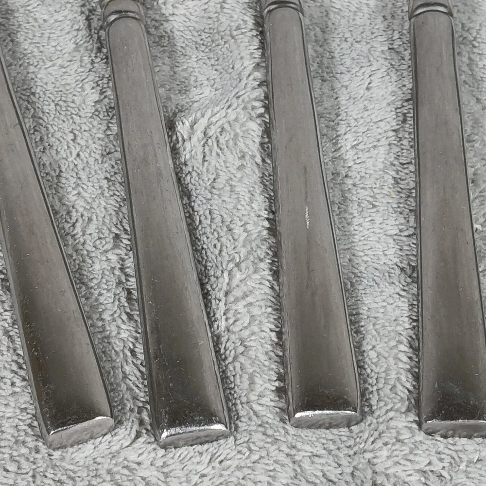 Oneida Tortola Oval Soup Spoon 7 3/4